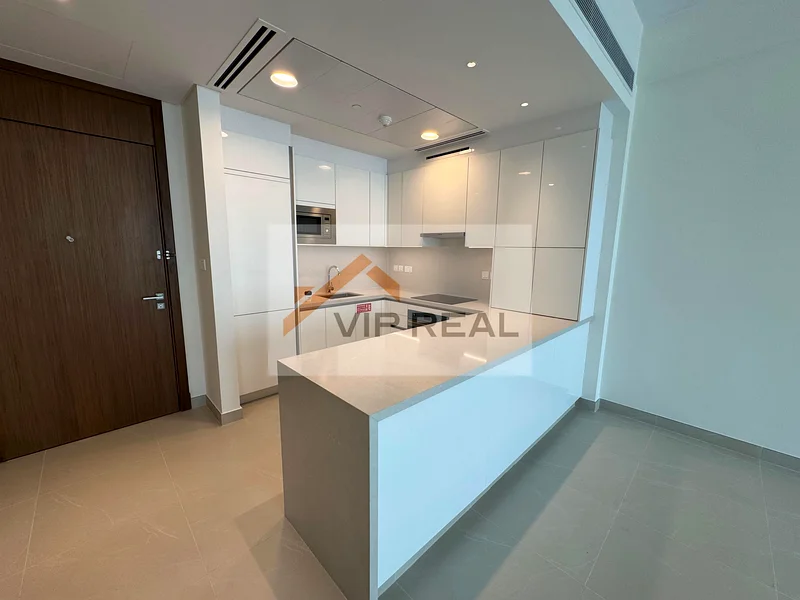 Spacious 1 br layout 06/ Best location between the Canal and Safa Park/ Ready to move in63949512586625113