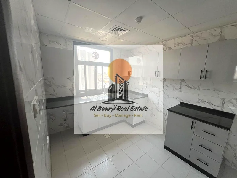 One-bedroom apartment with balcony, new building, first occupant63810239650435114