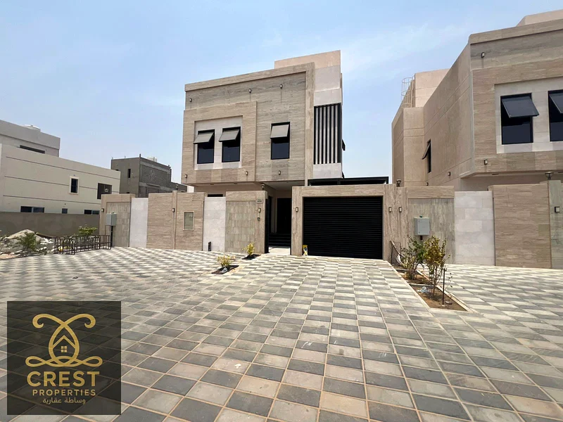 Luxury Villa for Sale in Al Hiliw 2 – Strategic Location with Elegant Design and Private Pool63910205815425111