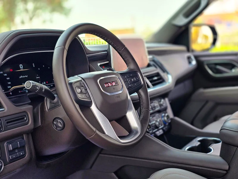 GMC YUKON SLT 2024 GCC AL GHANDI WITH AGENCY WARRANTY  SERVICE CONTRACT IN MINT CONDITION63699028358657114
