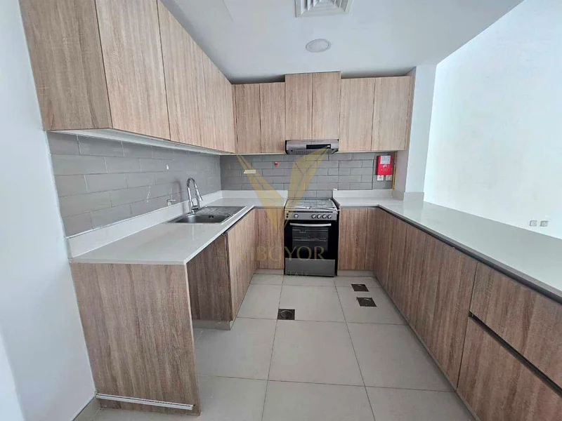 تاون هاوس مكون من غرفتي نوم بمساحة واسعة مع غرفة دراسة وغرفة تخزين63750921039874113