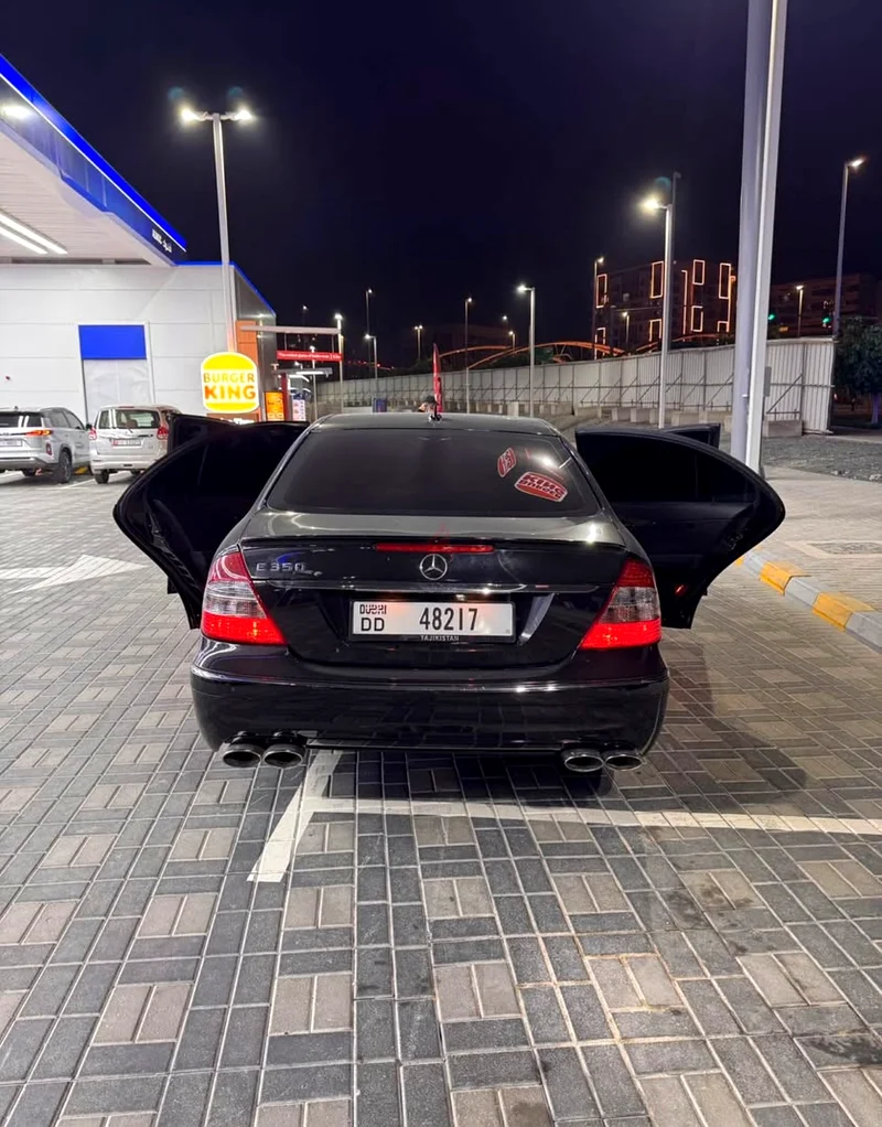 مرسيدس بنز فئة E63700563918721113