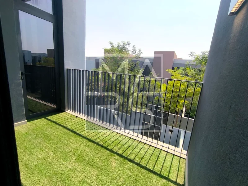 وحدة زاوية 3 غرف نوم مريحة مع تصميم مناظر طبيعية63700109665666110