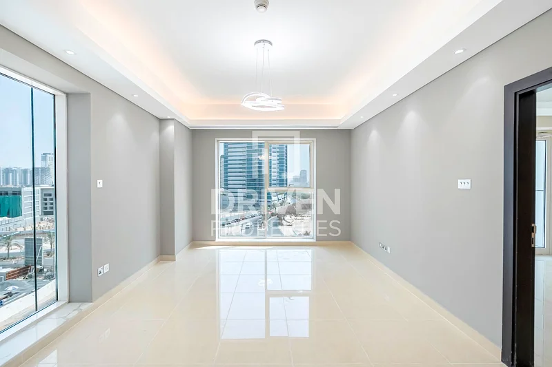 Spacious | Bright | Well Maintained | Exceptional63782222708482114