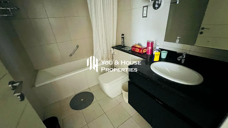 Fully Furnished 1 Bed | Bright and Spacious | Must View63784717870722114