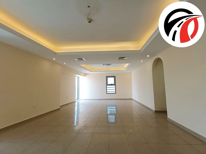 شقة واسعة جدًا من غرفتين مع جميع المرافق متاحة بسعر 72 ألف63755216136706113