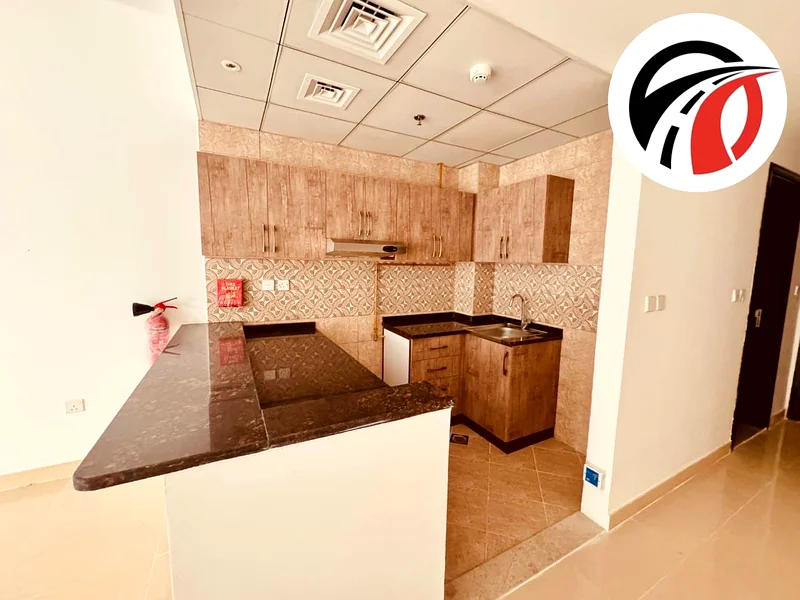 Very Spacious studio with Balcony available in 48k63778351017218112