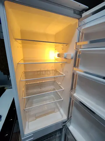 Siemens built in bottom freezer