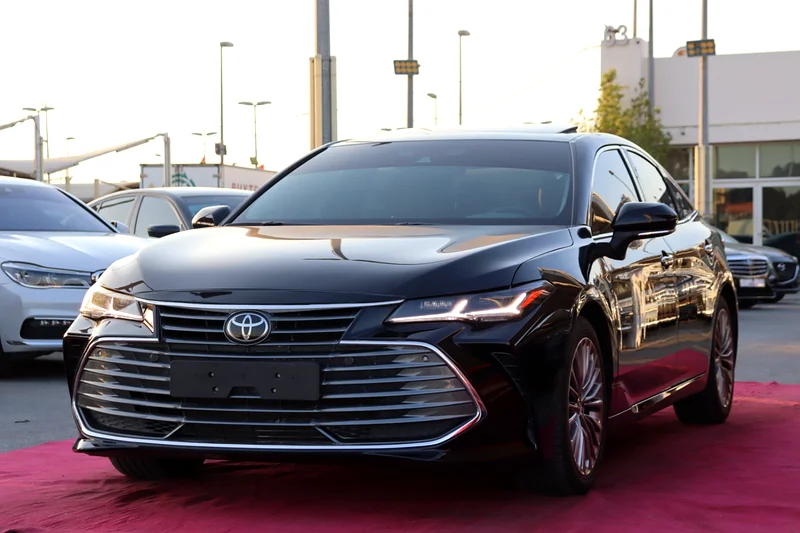 Toyota Avalon Limited / 2022 / GCC/ Low Mileage / Full option63699048924419112