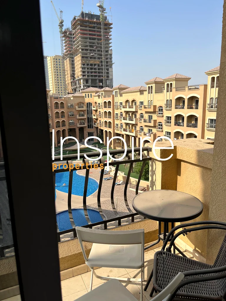 Furnished | Spacious Layout | Fully Upgraded Unit63786538753922111
