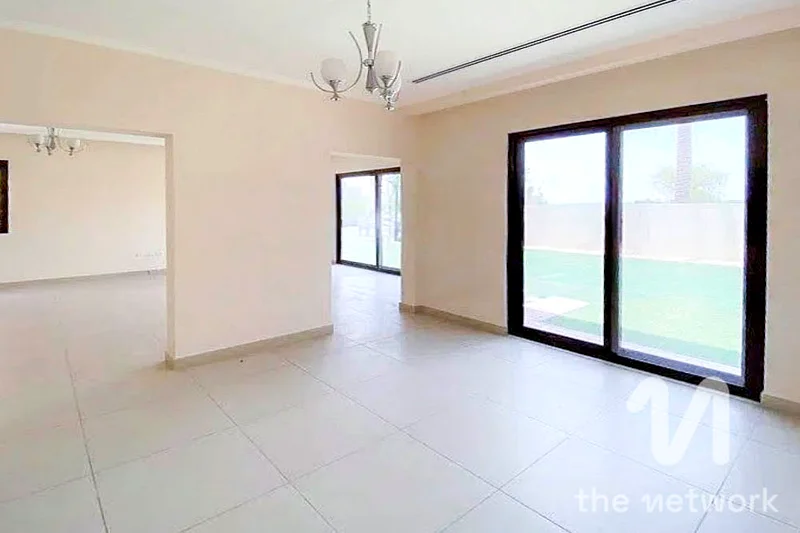 Vacant Now | Single Row | Type 263727208356611112