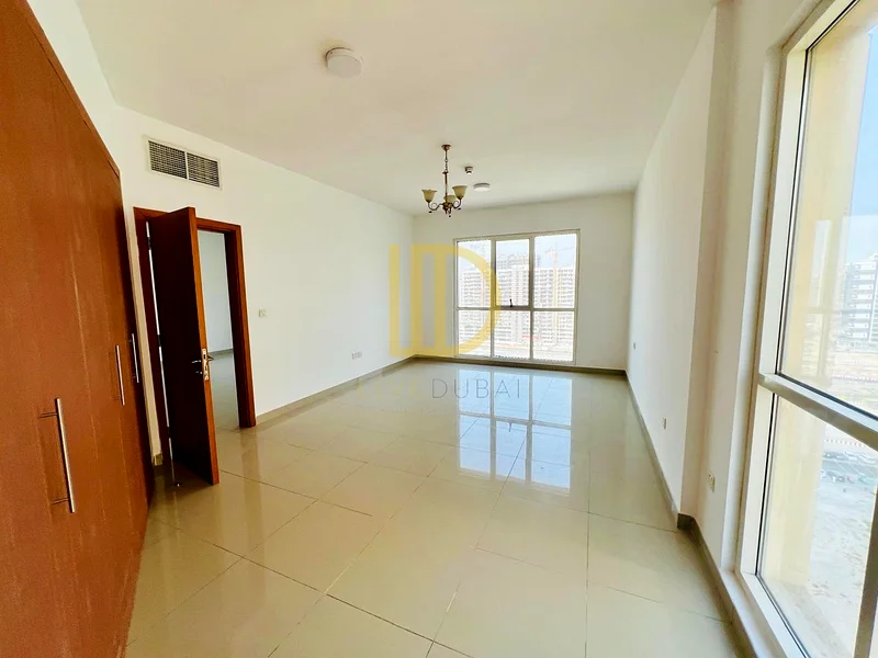 Income Generating | Unfurnished | Rented Unit64031693245697112
