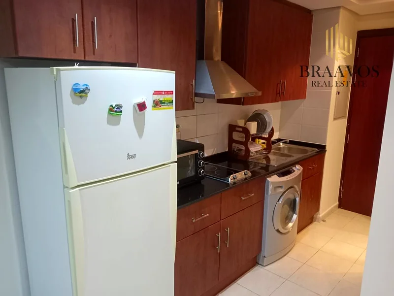 STUDIO | SPACIOUS | COZY | NEAR METRO63748867387139112