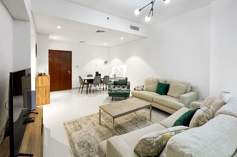 2 Beds Plus Maids | Pool View | High Demand64031588052611112