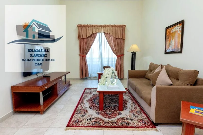 Early Winter Offer ! Furnished ! With Kitchen ! Spacious ! Near Metro !63817478676610113
