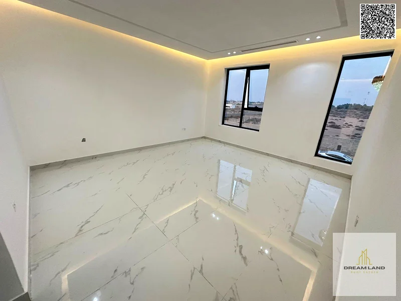 For sale - Corner villa in Al Helio 2 - Ajman | Two floors | 4 master bedrooms | Majlis and hall with sinks | Modern kitchen | Courtyard | All inclusi63910644940545114