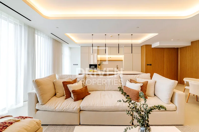 Ready to Move In | Fully Upgraded and Furnished63948478306051114