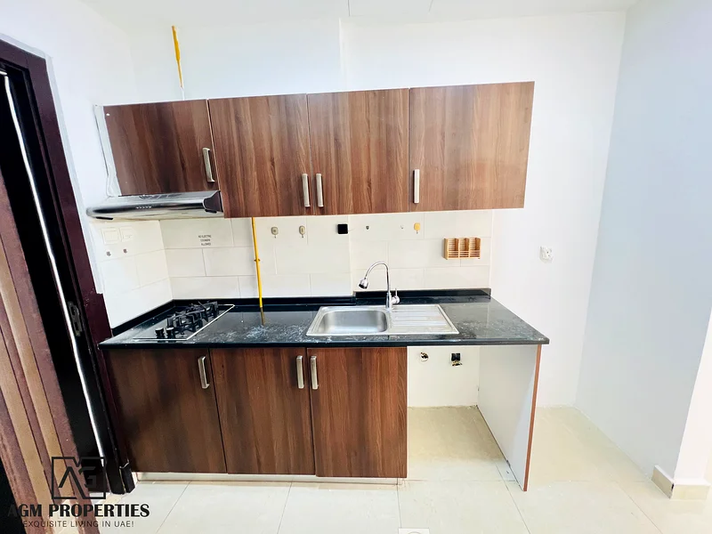 For Family “ Chepest studio Apt “ Huge Size Layout63742380776705113