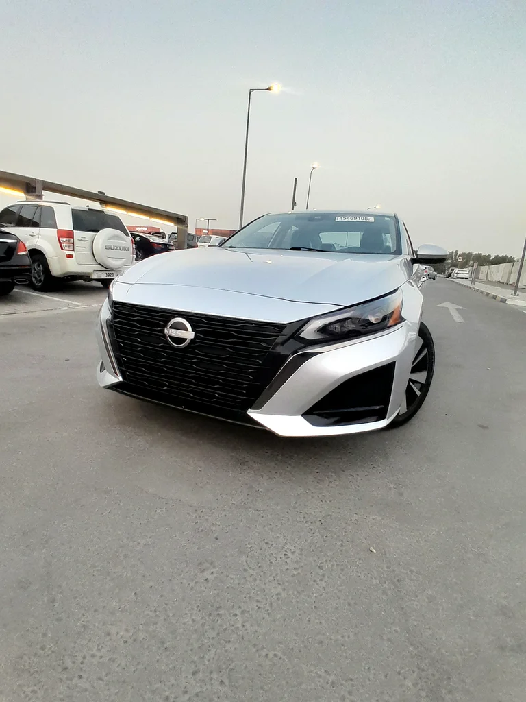 Nissan altima63699056569985110