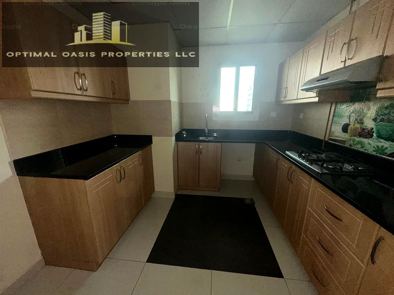 Beautiful | Unfurnished | One Bedroom | Huge Apartment | With Balcony |63806793352834113