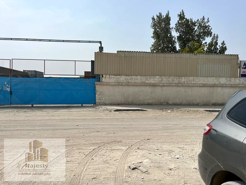 مستودع صناعي للبيع في الشارقة | ملكية حرة، 20000 قدم مربع، عائد إيجاري سنوي 270000 درهم63818838311811110