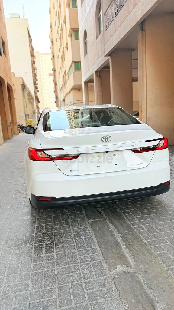 2025 Camry Hybrid - Near Showroom Condition, Low Mileage63699050247425112