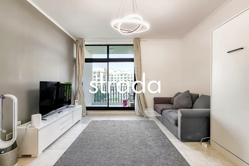 Lake View | Vacant on Transfer | Studio63921603548033112