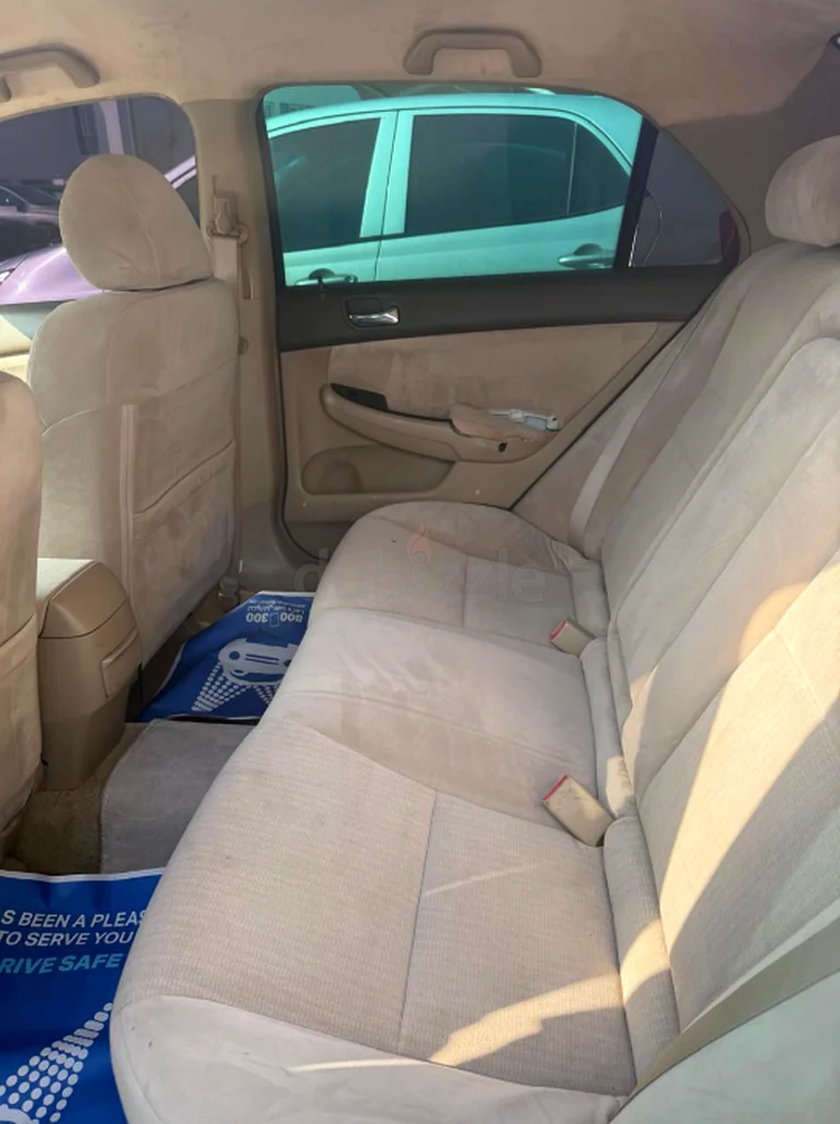 Honda Accord 2004 for sale in good condition                    سيارة هوندا اكورد موديل 200463699032823299111
