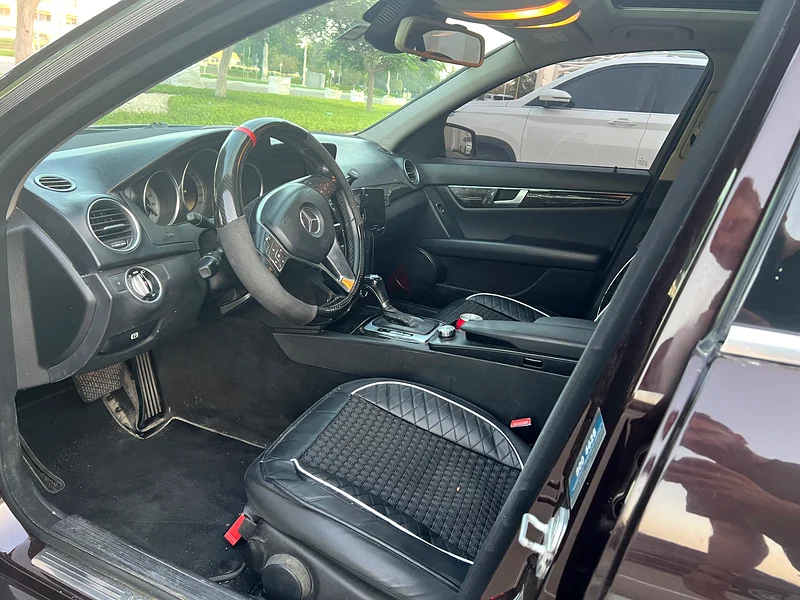 Mercedes c200 GCC63700467302914113