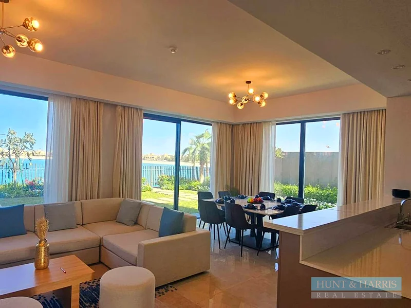 Canal Home - 2 Bedroom for Sale in Falcon Island Al Hamra Village63860240974850110