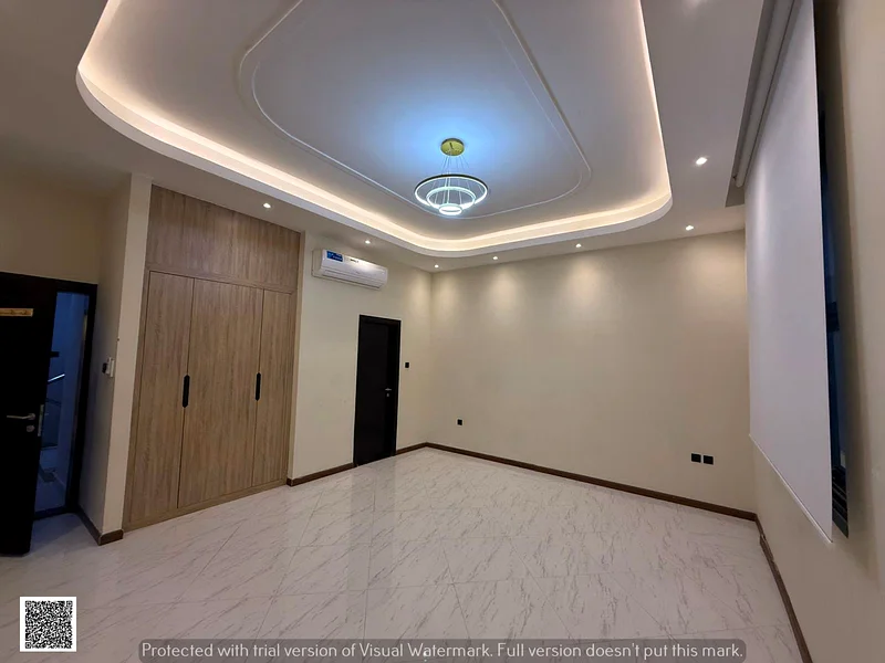 موقع متميز – منظر مفتوح – موقف سيارات – شرفة – أقساط مرنة63718382143106111