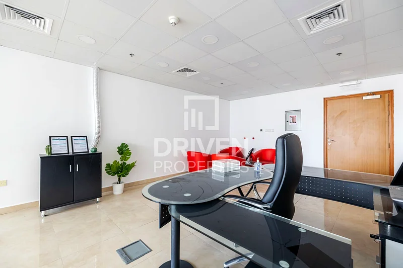 مفروشة بالكامل ومجهزة بإطلالة على البحر64064473302529112