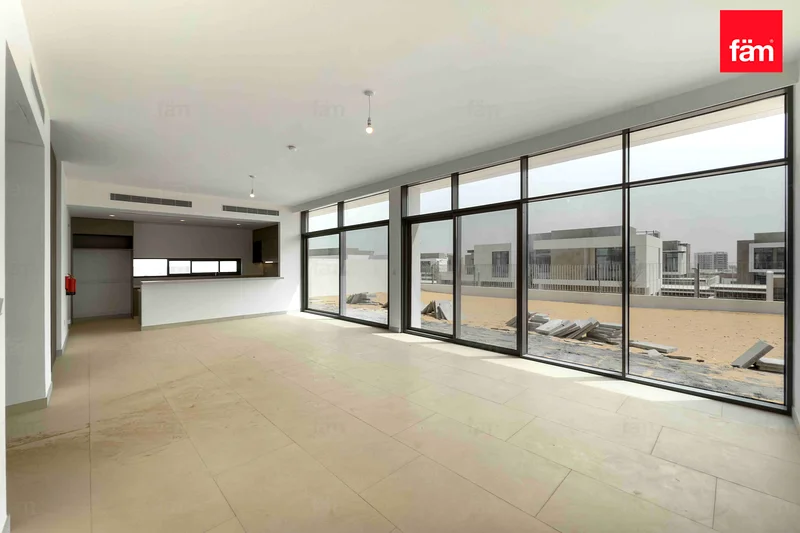 VACANT | BIG LAYOUT | COMMUNITY VIEW63762995055106112