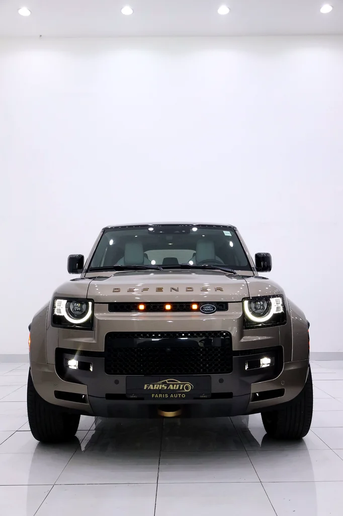 DEFENDER OCTA V8 - 635 HP - FULLY LOADED IN SPECIAL COMBINATION63700287457795111