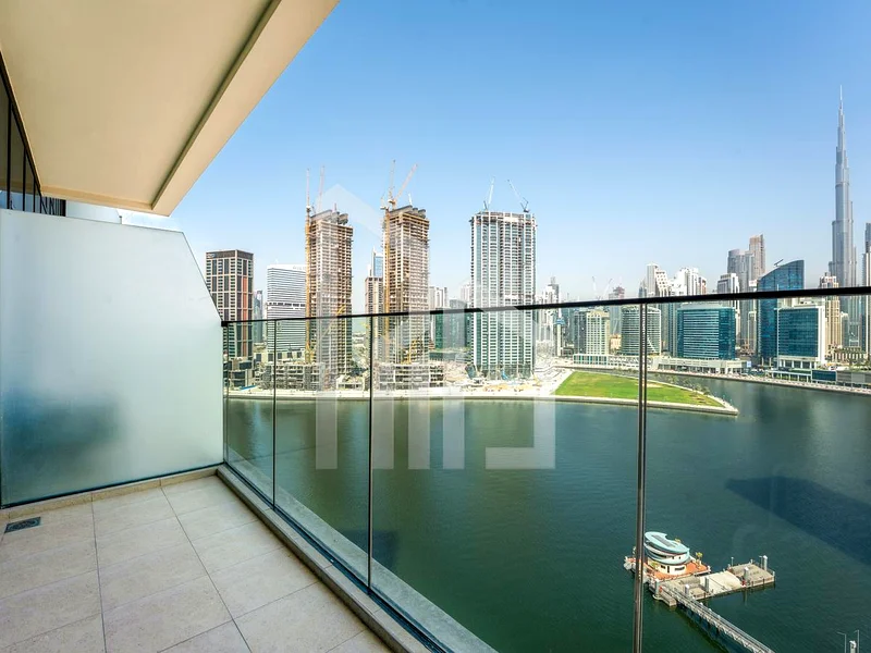 Burj and Canal View | Pet Friendly | Serviced63798616376067110