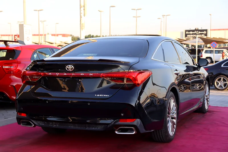 Toyota Avalon Limited / 2022 / GCC/ Low Mileage / Full option63699048924419114