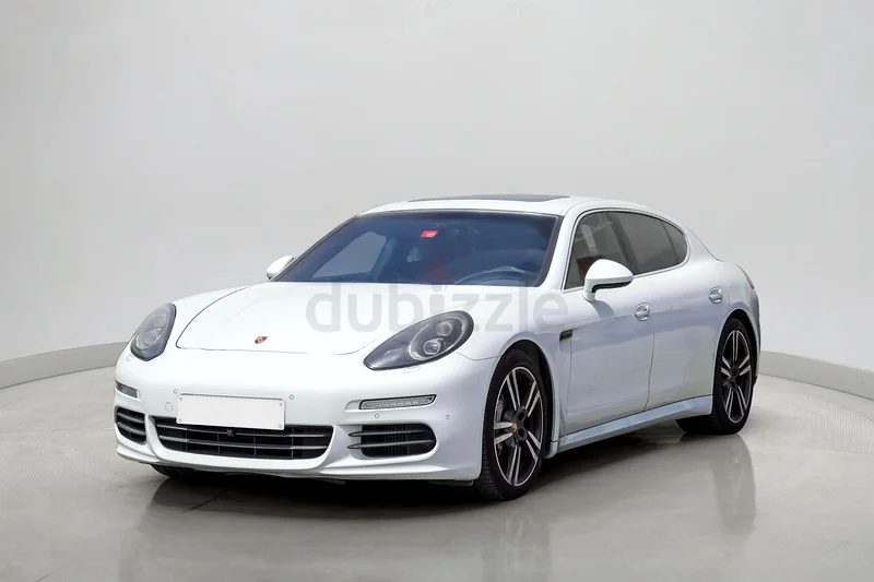 2014 Porsche Panamera 4s 3.0L | GCC Specifications63699038960899112