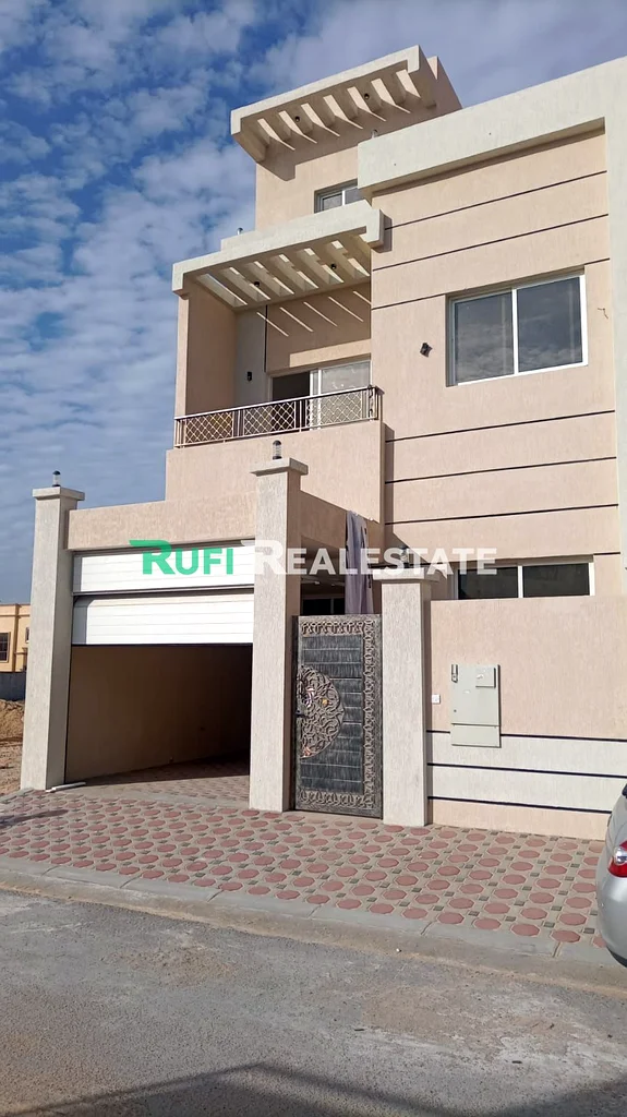 4200 sqft Townhouse available for Rent in Al Zahya Ajman63710517552771110