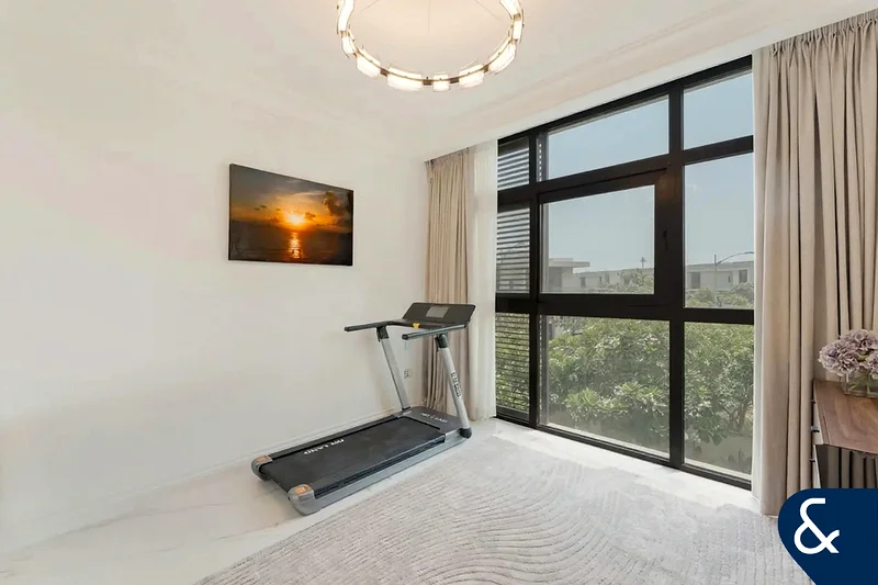 Fully Upgraded | Corner Plot | Independent63972758914561114