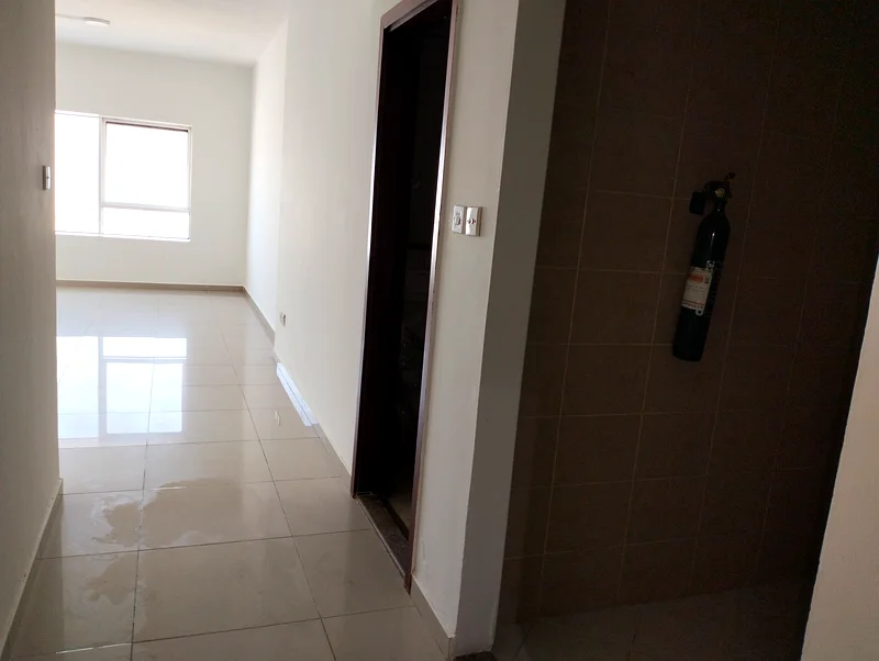 STUDIO FAMILY BUILDING AL NAHDA DUBAI BORDER RTA NEAR63707133784706113