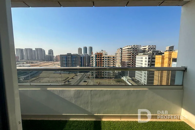 Spacious Layout | Open View | Renovated63978244486659114