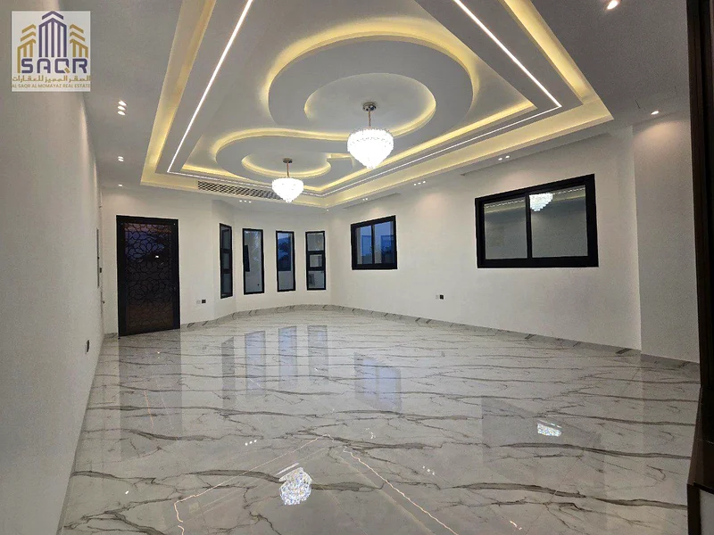 تكييف هواء شامل، ومياه وكهرباء، فيلا بتصميم أنيق ومكان سكني مميز63872926629377114