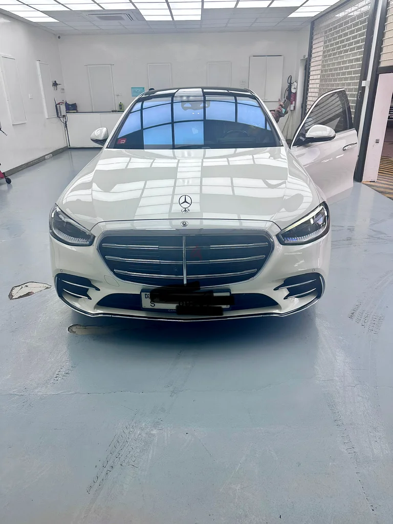 Mercedes Benz S500L- under warranty gargash
Model : 202163699045085570110