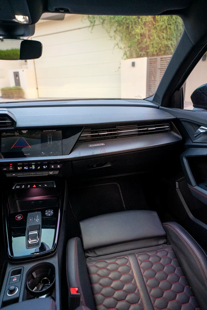 Audi RS3 / GCC / Warranty  Service 2027  / CERAMIC BREAK massive option /202263699036025729114