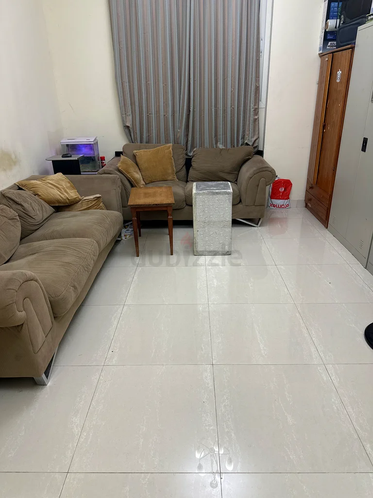 مساحة سرير بكالوريوس في مبنى ماي63797397762817112