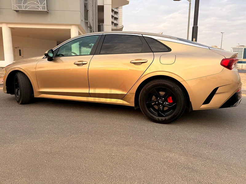 Sleek 2021 Kia K5 LXS – Unique color – American Specs, Like New!63699037613057114