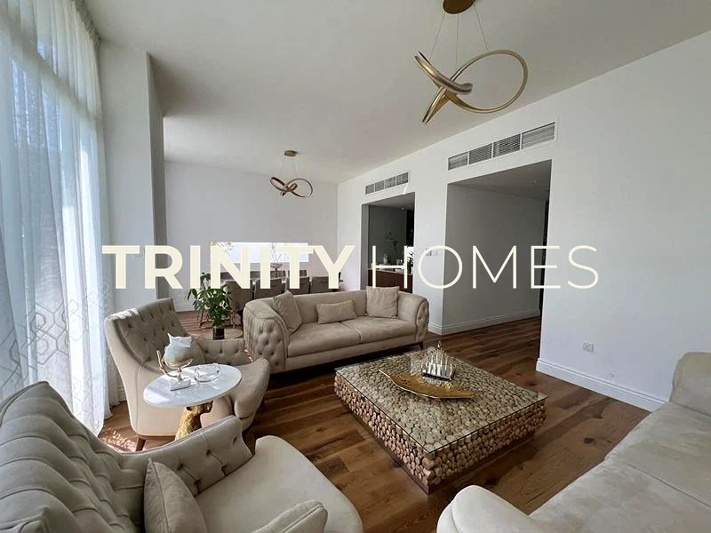 Fully Upgraded Unit | Single Row | Semi-Detached63925859590915111