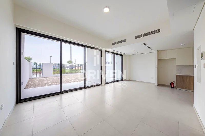 صف متميز | شاطئ ذهبي | جولف مصغر | واسع63732391399171113