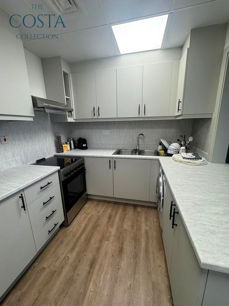 Short-term lease | Ocean View | Top floor63831134854146113