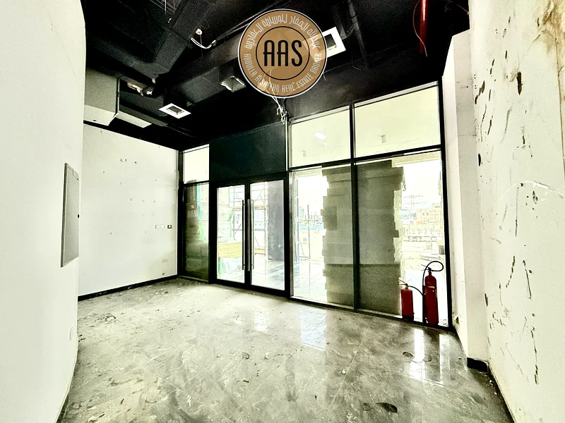 متجر جاهز•عرض حار مع إطلالة على برج خليفة•4 شيكات64064810115329112